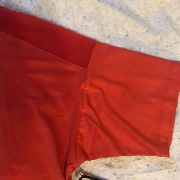 Bebe Sport Top Size small - Picture 3 of 6